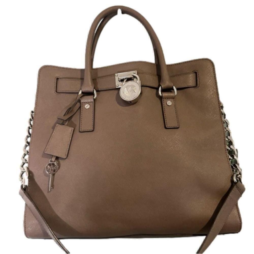 MICHAEL KORS Hamilton Saffiano Leather Tote Bag in Dune